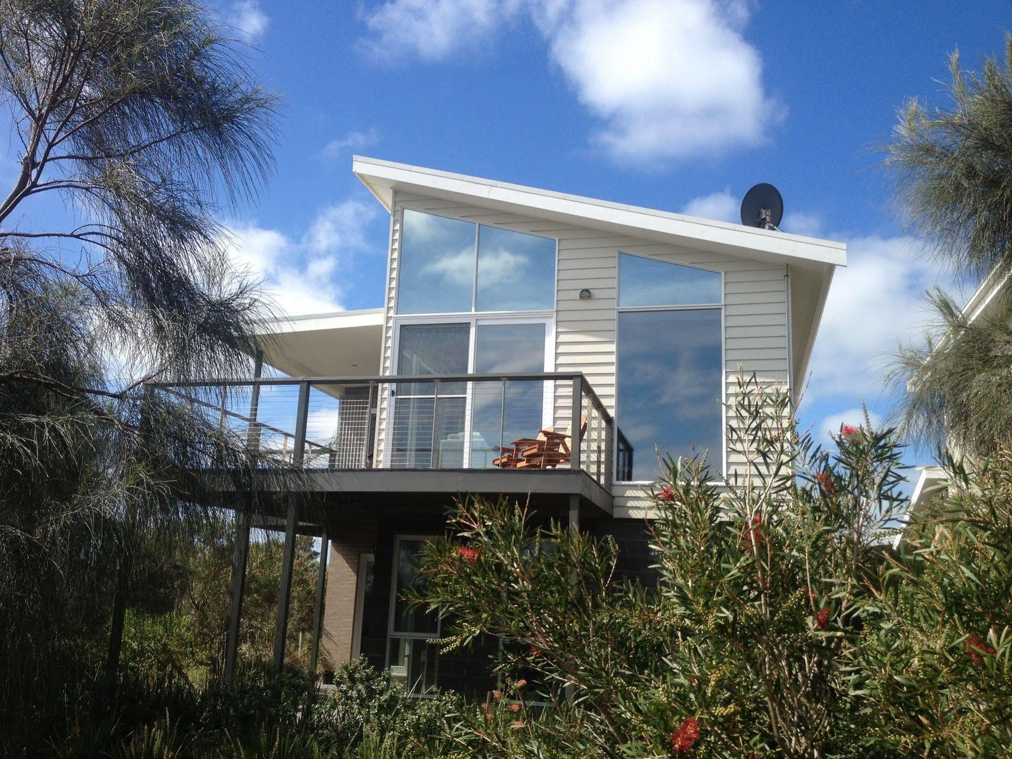 12 Apostles Accommodation Anchors Beach House With Sea Views Port Campbell Exterior photo